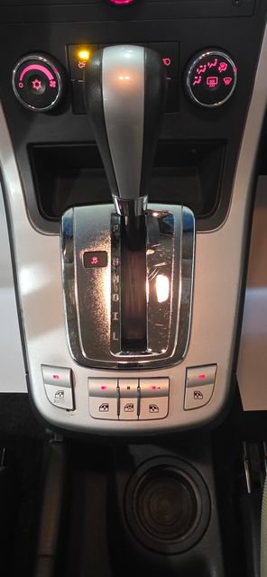 Used 2008 Pontiac Torrent 2WD w/ Preferred Package image 19