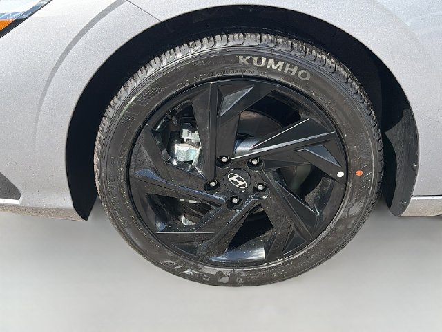 Certified 2026 Hyundai Elantra Sport FWD image 31