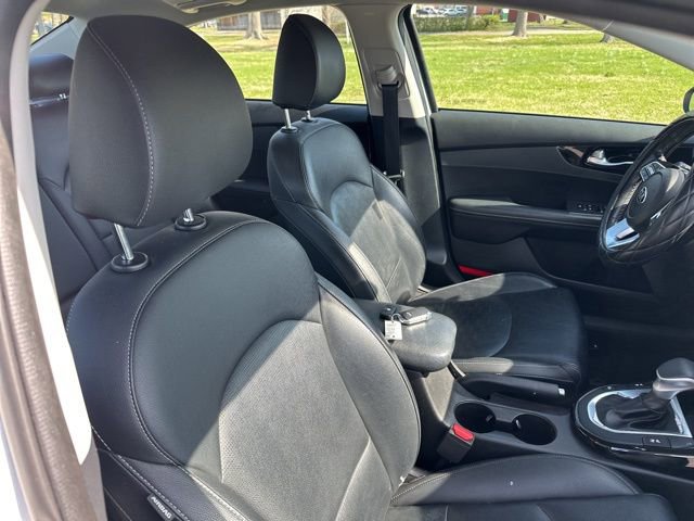 Used 2021 Kia Forte EX image 26