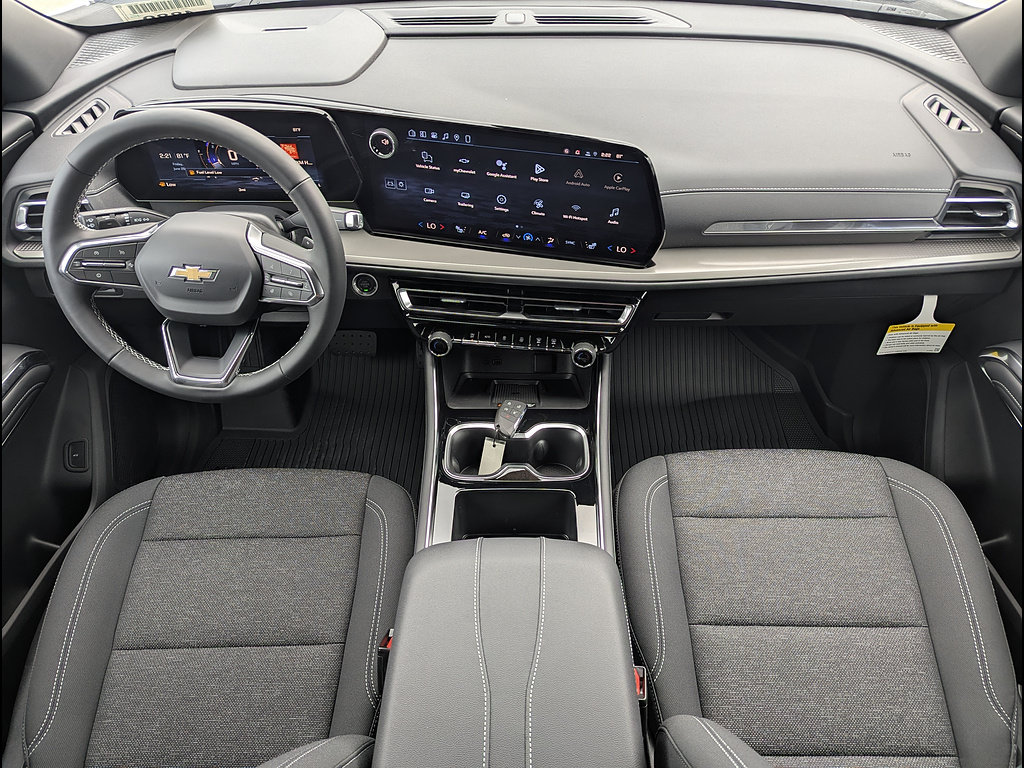 New 2026 Chevrolet Traverse LT w/ LPO, Floor Liner Package FWD image 17