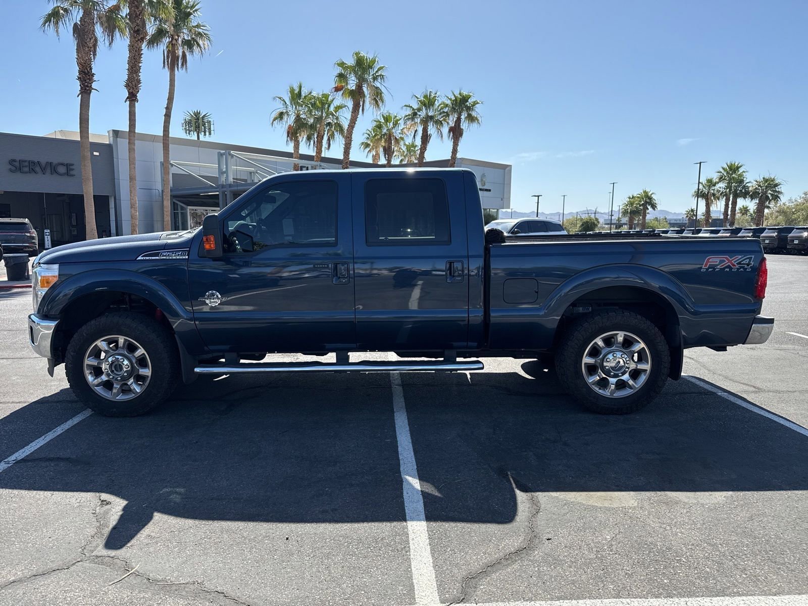 Used 2016 Ford F250 Lariat w/ Lariat Interior Package AWD/4WD image 8