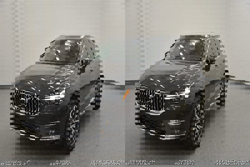 Used 2022 Volvo XC60 T8 Inscription Expression w/ Advanced Package image 2