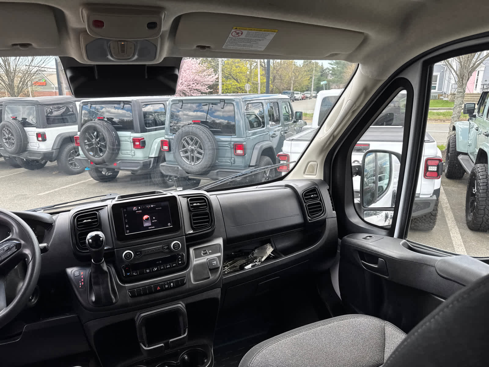 Used 2023 RAM ProMaster 2500 FWD image 28