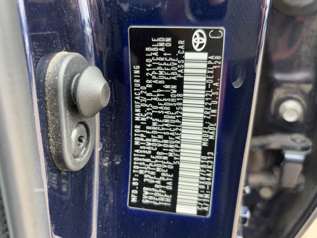 Used 2020 Toyota Corolla LE image 13