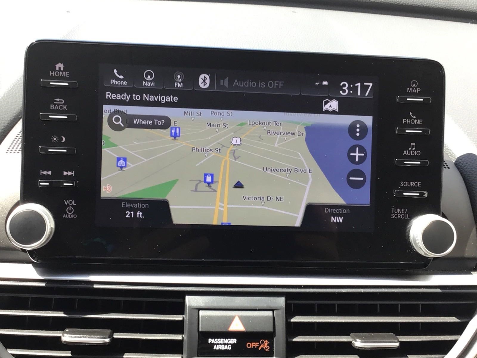 Used 2022 Honda Accord Touring image 17