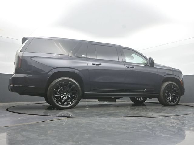 New 2026 Cadillac Escalade ESV Sport w/ LPO, ONYX Package AWD/4WD image 54