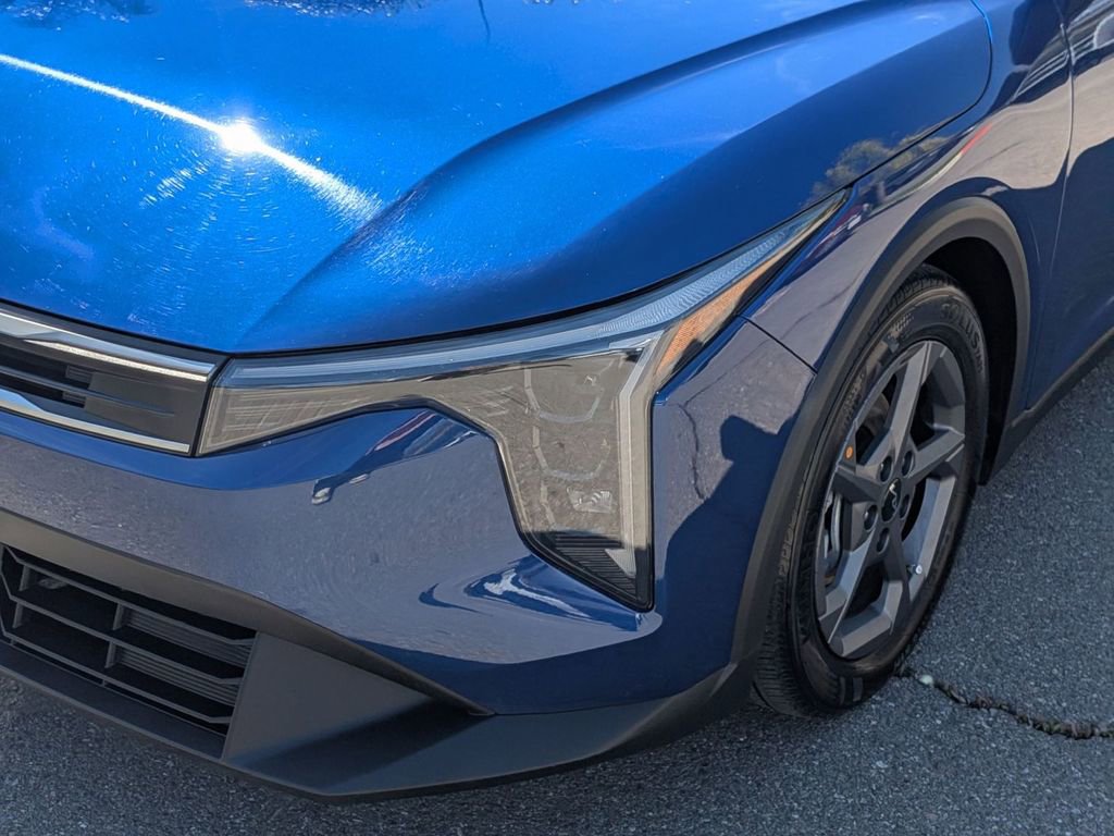 Used 2025 Kia K4 LXS image 10