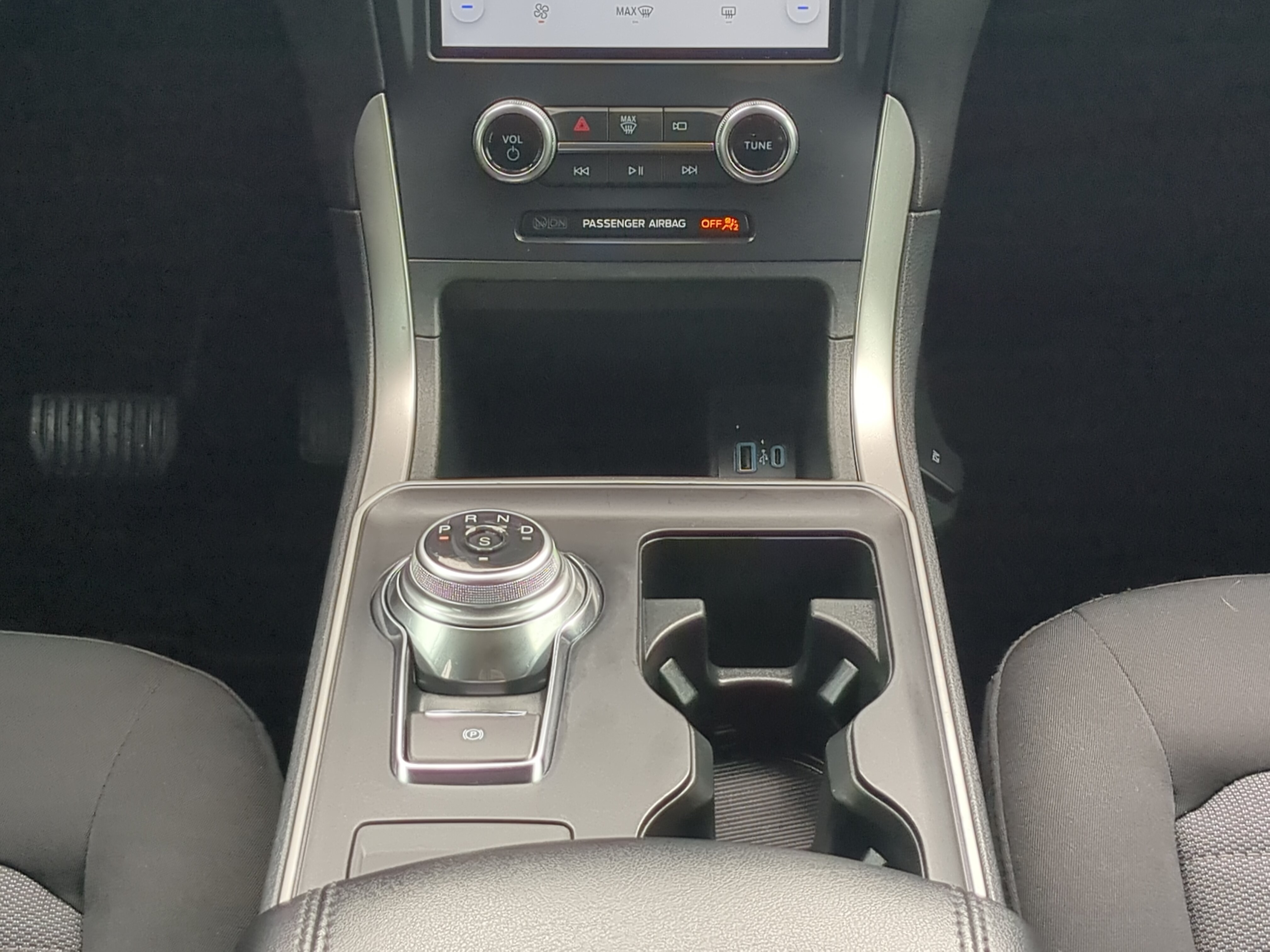 Certified 2024 Ford Edge SE AWD/4WD image 17