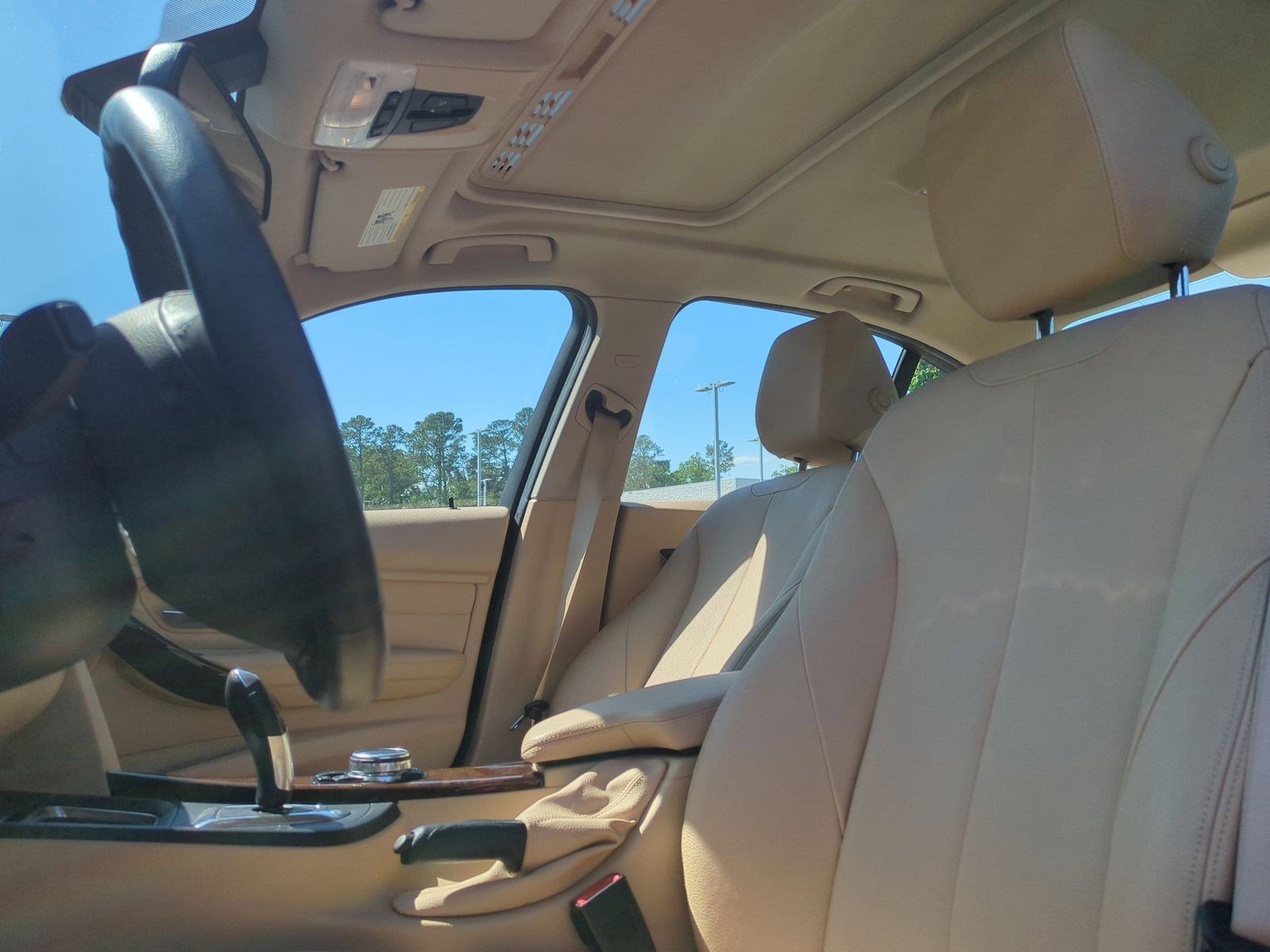 Used 2015 BMW 328i xDrive Sedan AWD/4WD image 16