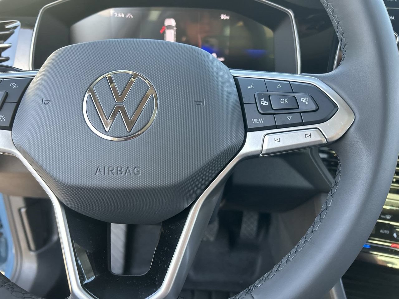 New 2026 Volkswagen Jetta SE FWD image 21
