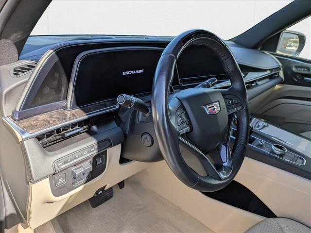 Used 2023 Cadillac Escalade Premium Luxury w/ Performance Package image 11