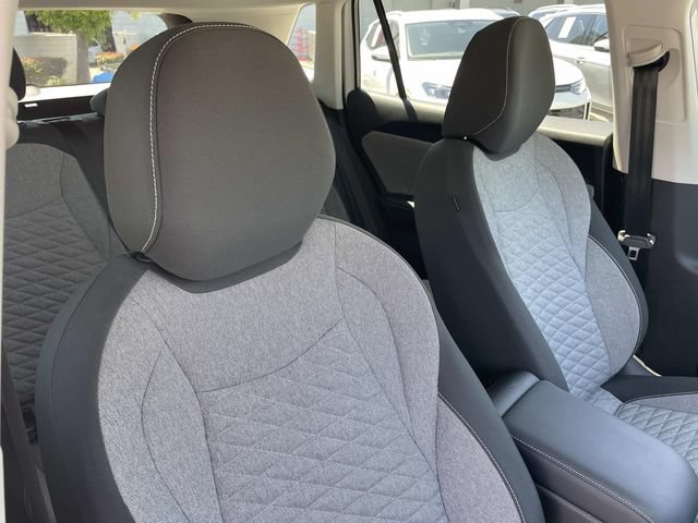 Used 2026 Volkswagen Tiguan S FWD image 28
