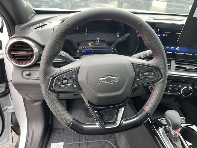 New 2026 Chevrolet Trax RS w/ Sunroof Package FWD image 14