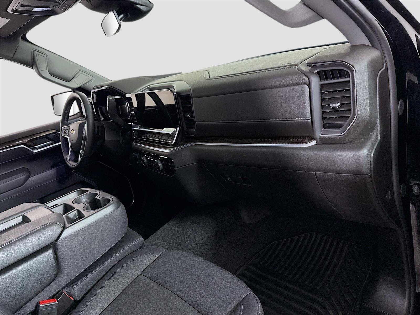 Used 2026 Chevrolet Silverado 1500 LT AWD/4WD image 21