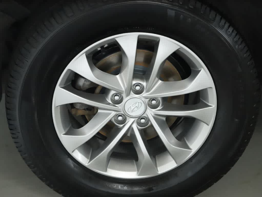 Used 2020 Hyundai Santa Fe SE FWD image 11