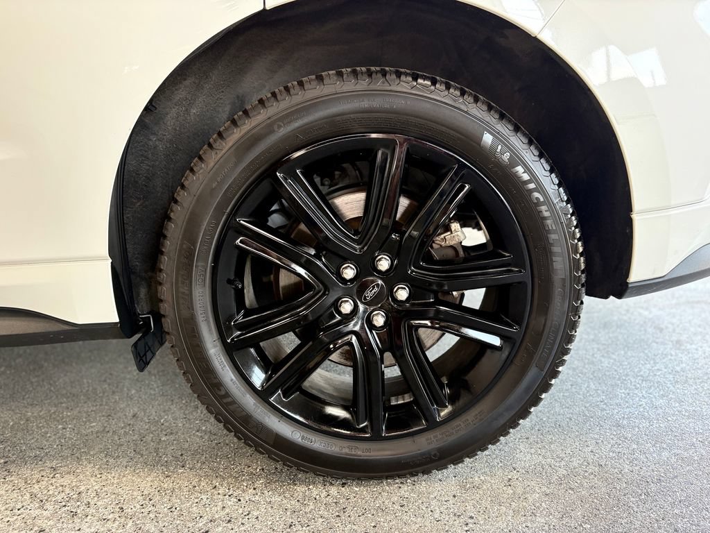Used 2021 Ford Edge ST-Line AWD/4WD image 24