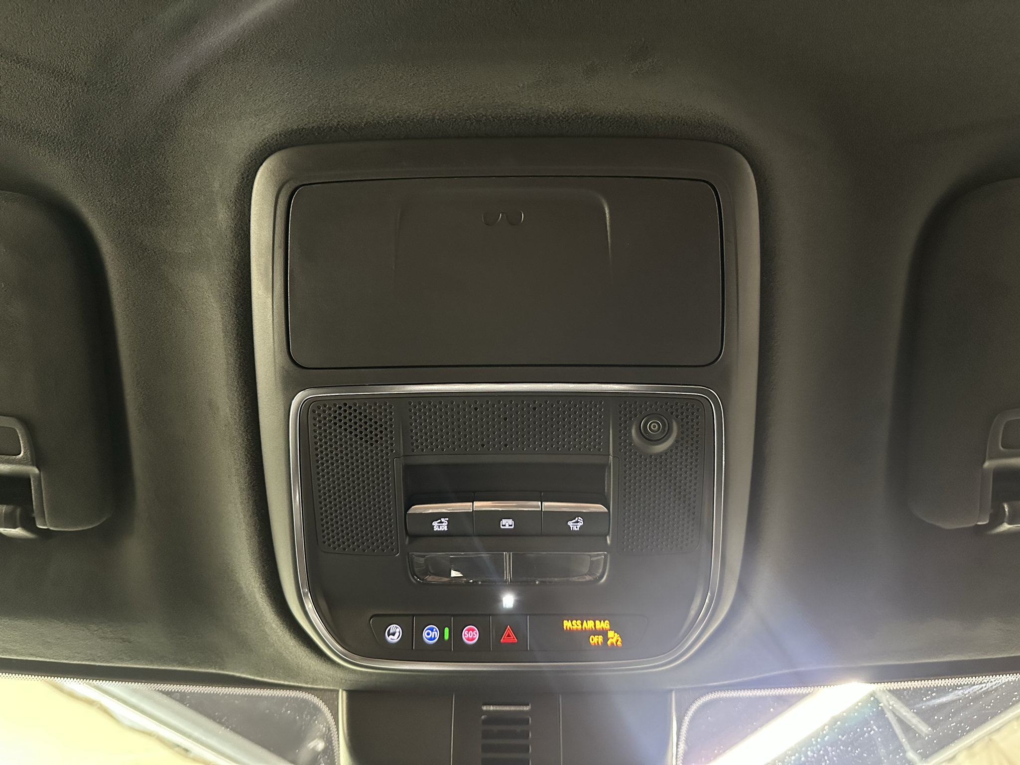 New 2027 GMC Acadia Denali Ultimate w/ LPO, Floor Liner Package AWD/4WD image 41