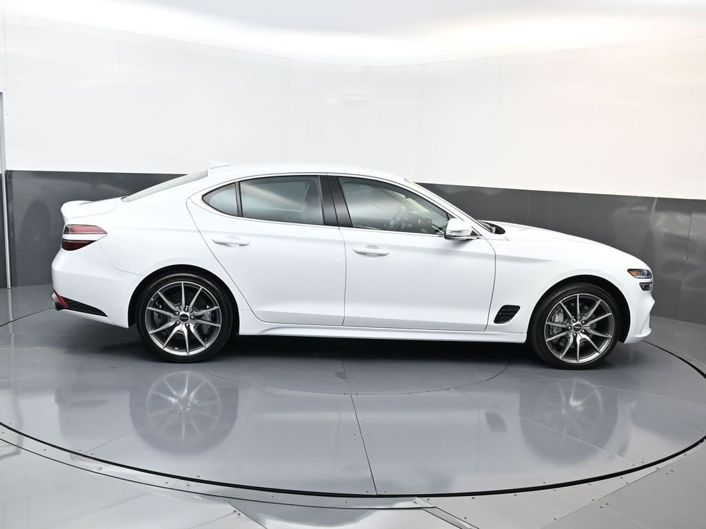 Used 2026 Genesis G70 2.5T image 2