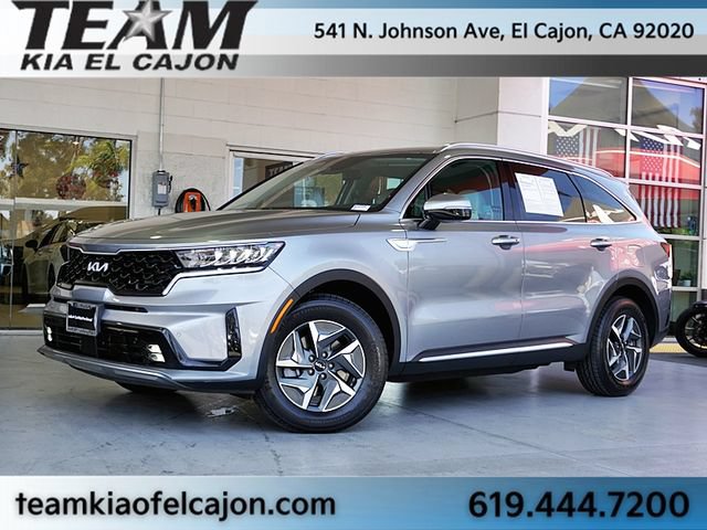 Certified 2023 Kia Sorento EX FWD image 2
