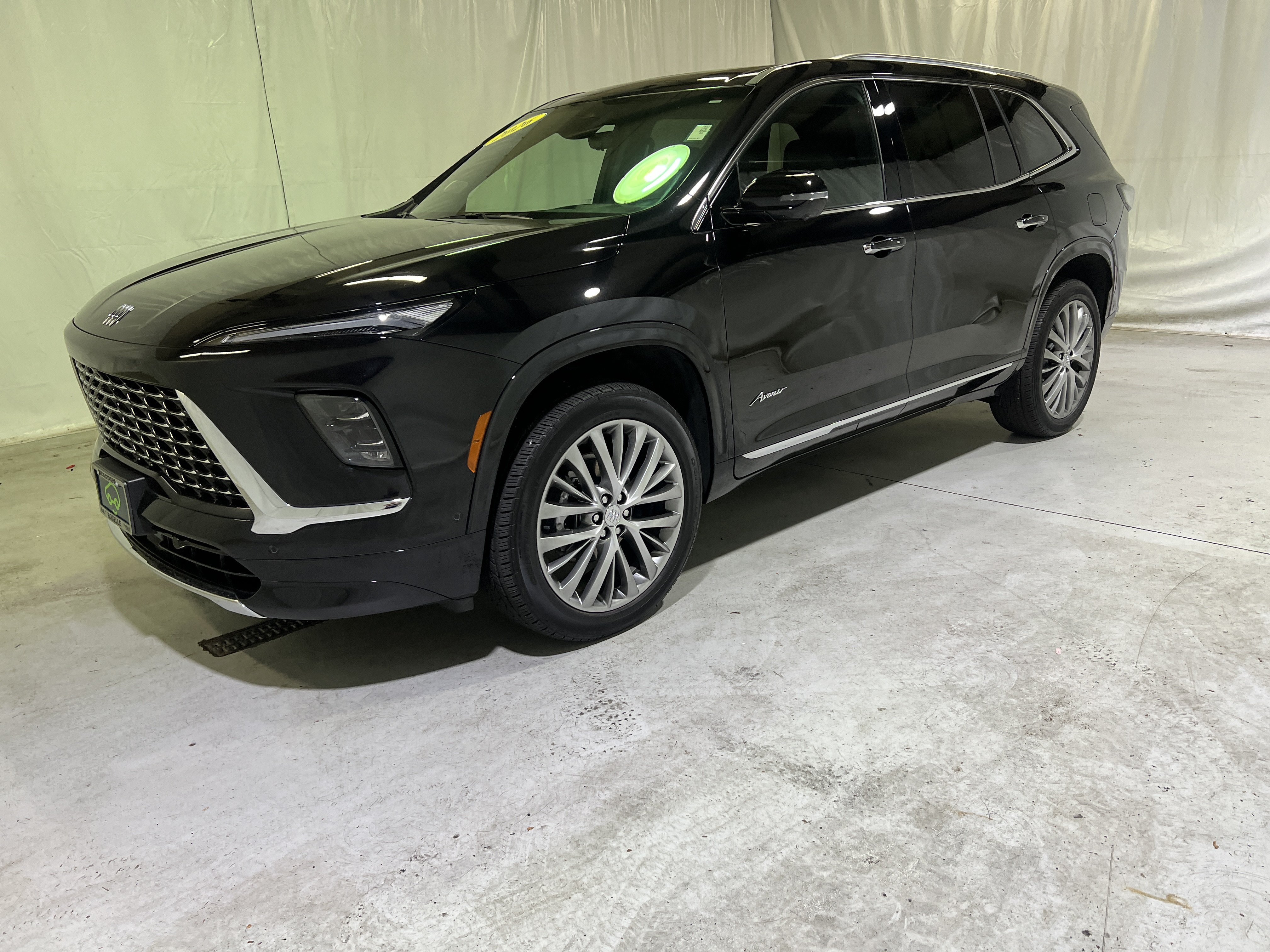 Certified 2026 Buick Enclave Avenir w/ Super Cruise Package AWD/4WD image 6