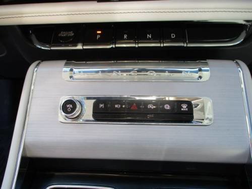 Used 2025 Lincoln Aviator Reserve w/ Equipment Group 201A image 13