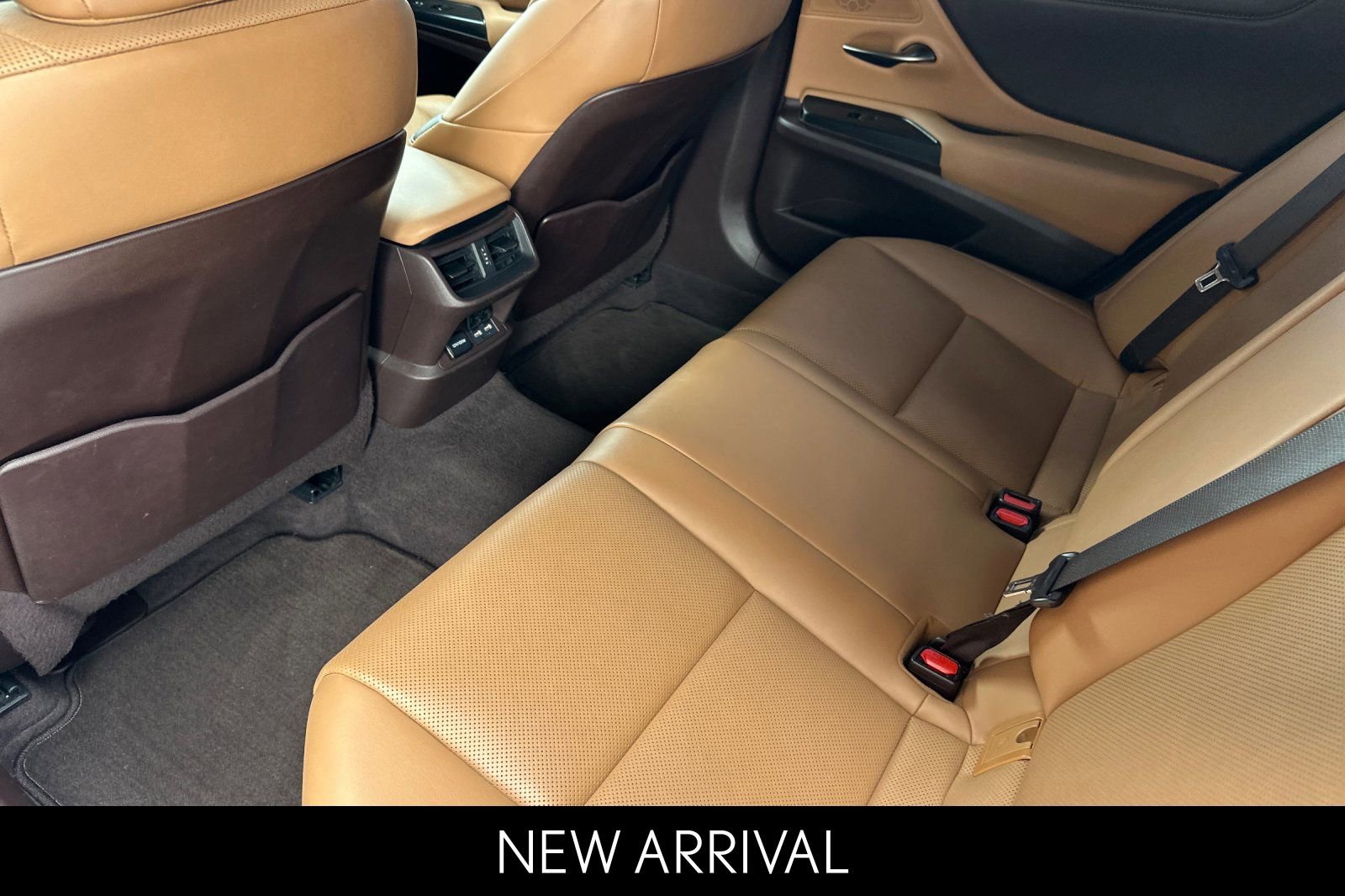 Certified 2021 Lexus ES 300h image 14