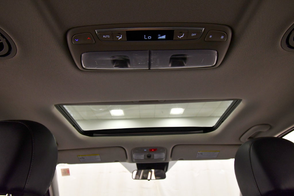 Certified 2025 Kia Telluride S AWD/4WD image 15