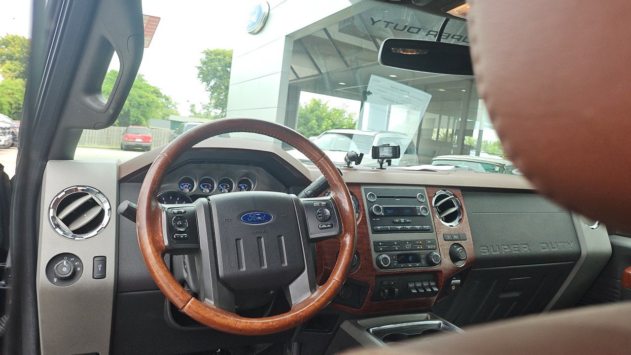 Used 2011 Ford F250 King Ranch w/ FX4 Off Road Pkg AWD/4WD image 16