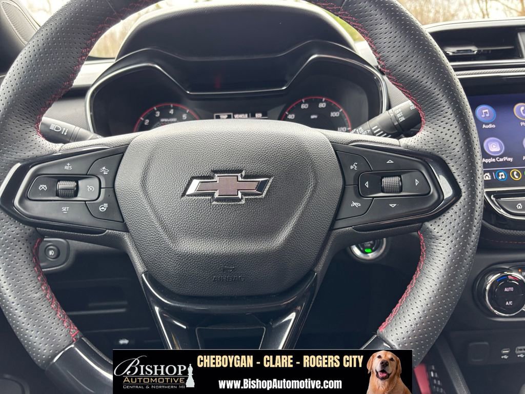 Used 2023 Chevrolet TrailBlazer RS w/ Convenience Package AWD/4WD image 31