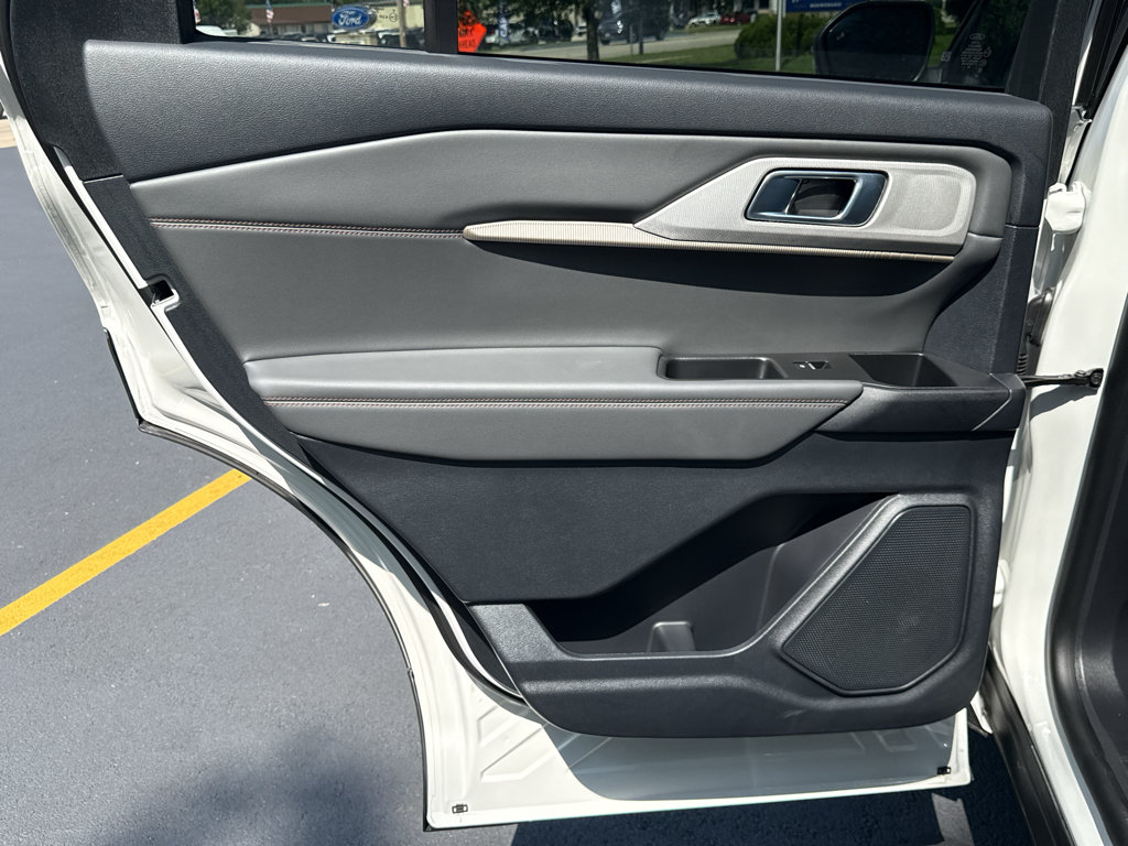 New 2026 Ford Explorer Active w/ Active Comfort Package AWD/4WD image 28