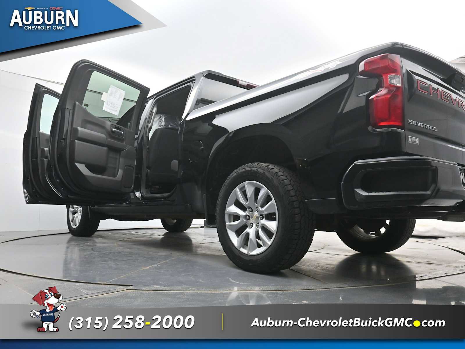 Used 2019 Chevrolet Silverado 1500 Custom w/ Custom Convenience Package AWD/4WD image 36