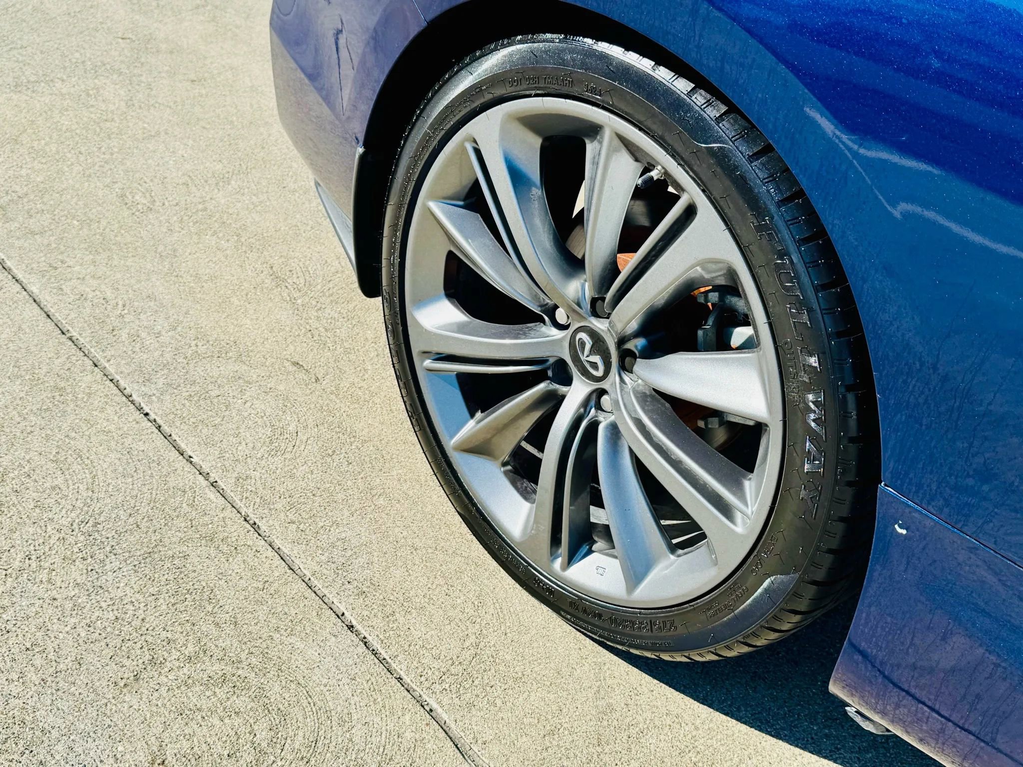 Used 2019 INFINITI Q60 3.0t Luxe w/ Cargo Package RWD image 20