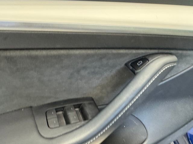 Used 2023 Tesla Model 3 Standard Range image 32