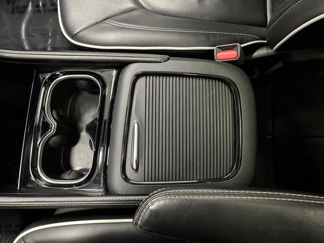 Used 2025 Chrysler Pacifica Limited image 19