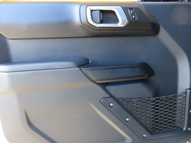 New 2026 Ford Bronco Outer Banks w/ Sasquatch Package AWD/4WD image 9