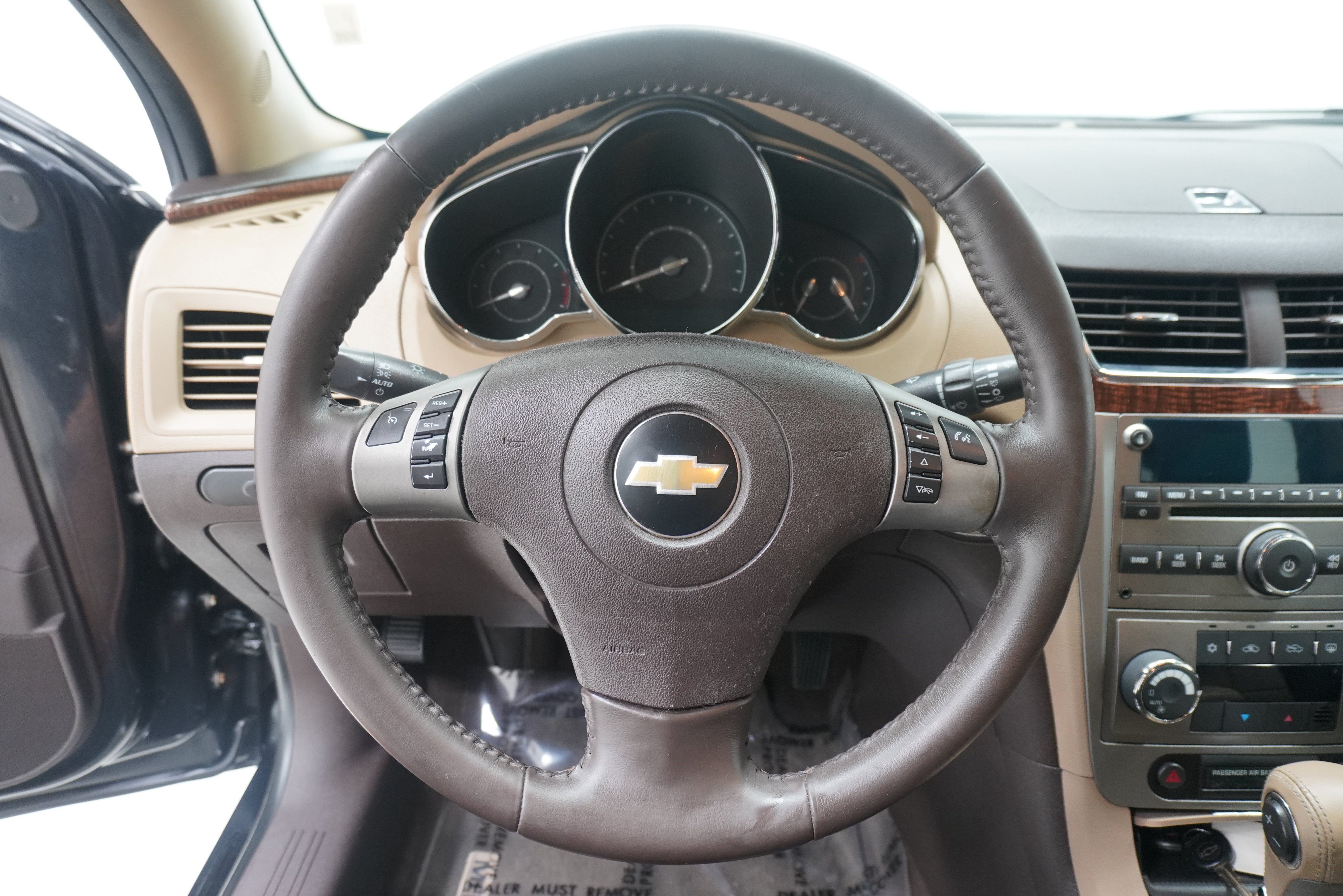 Used 2012 Chevrolet Malibu LTZ FWD image 17