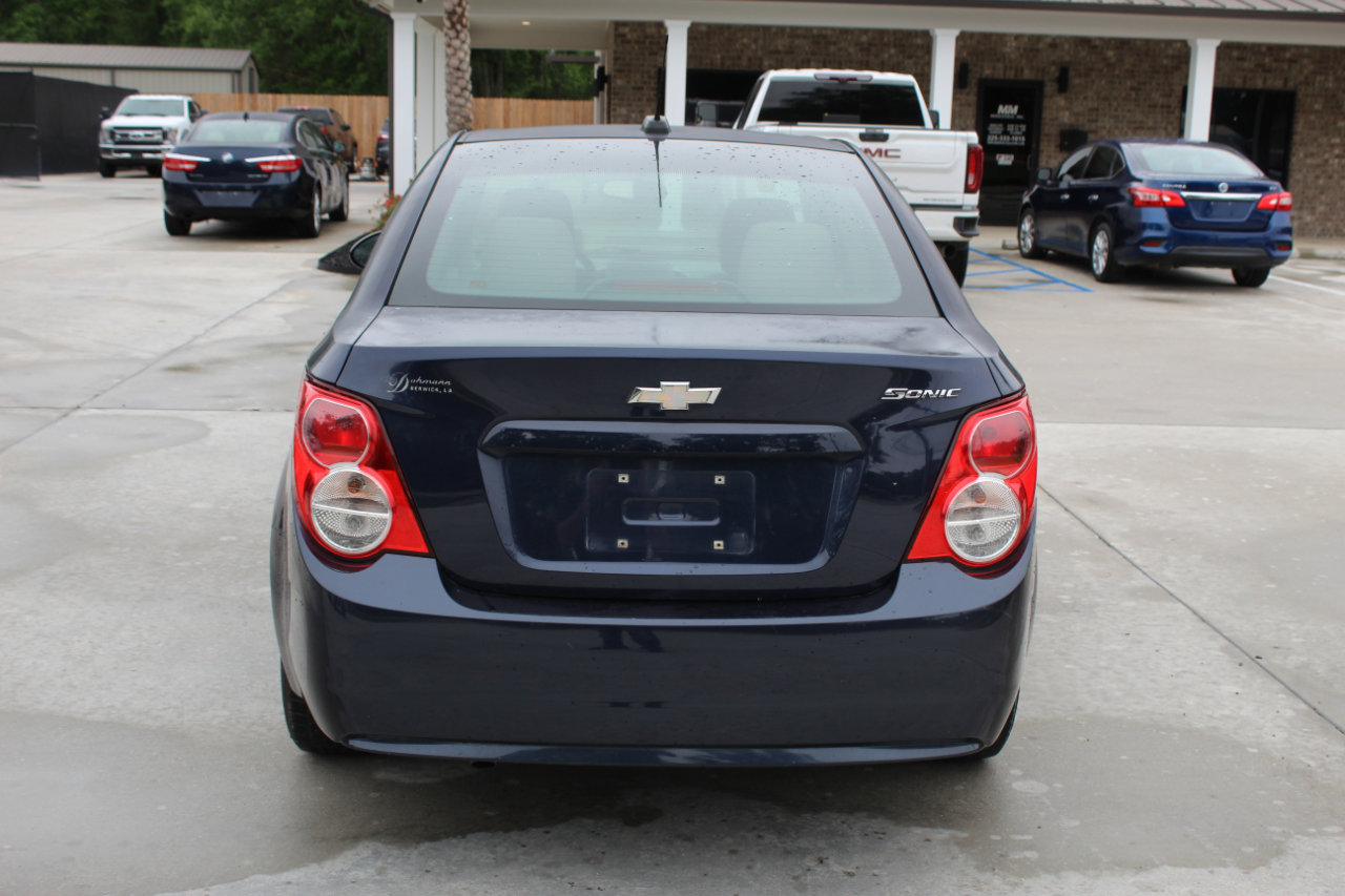 Used 2015 Chevrolet Sonic LS image 11