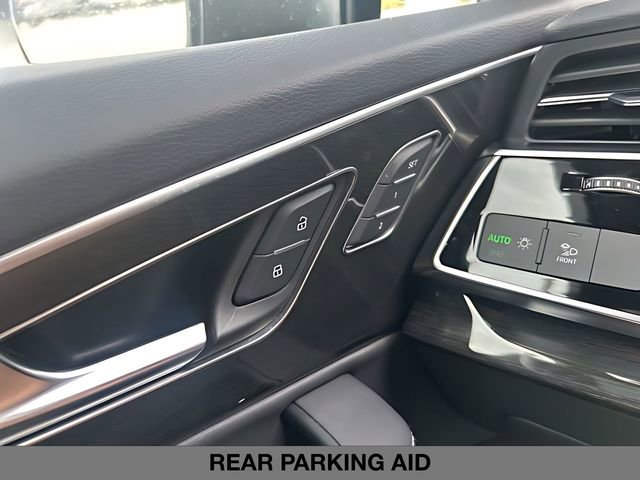 Used 2025 Audi Q7 3.0T Premium Plus AWD/4WD image 34