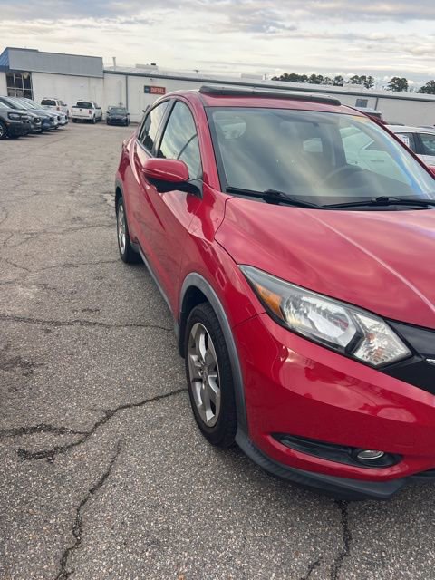 Used 2017 Honda HR-V EX image 8