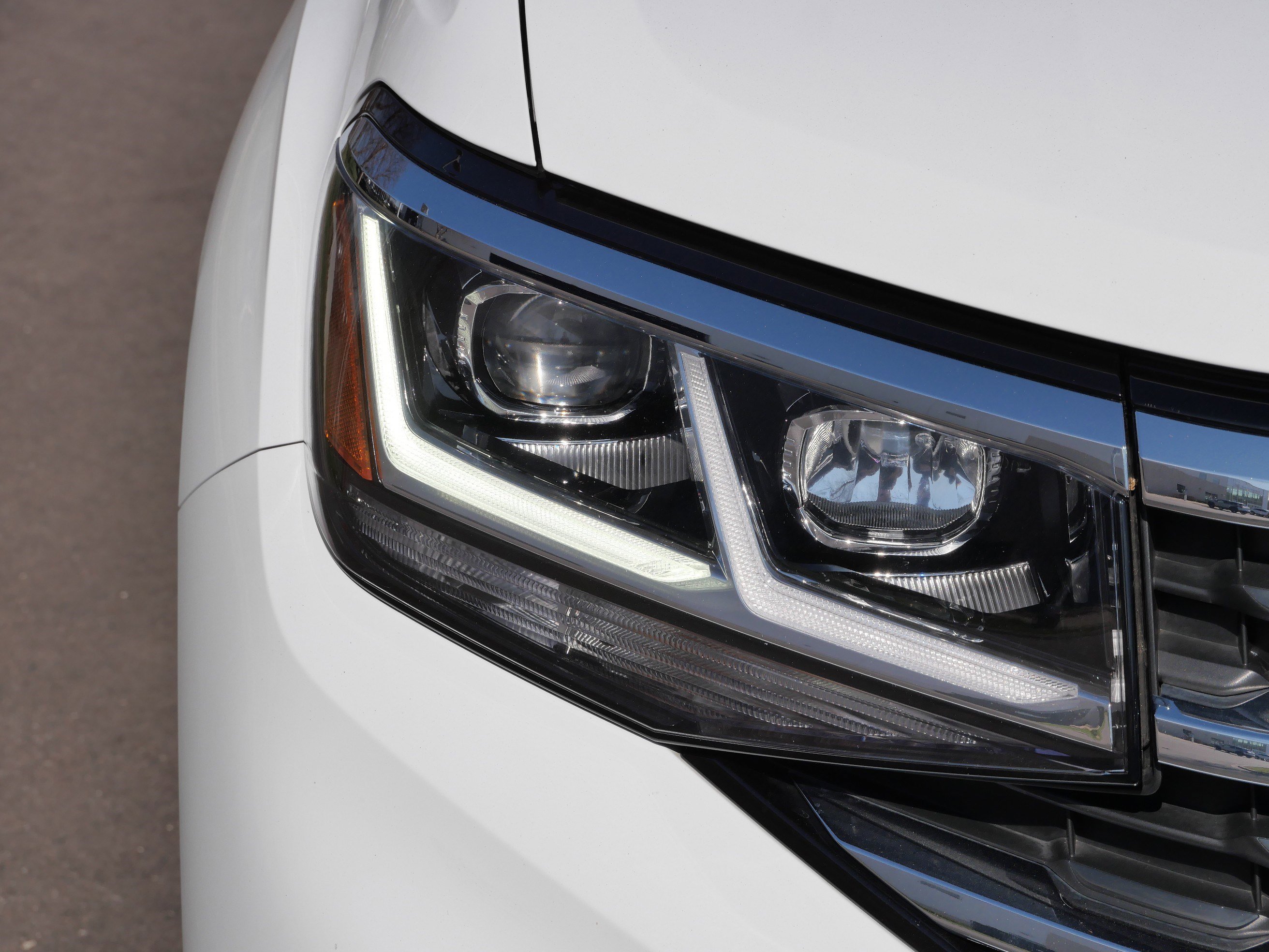 Certified 2022 Volkswagen Atlas SE image 16