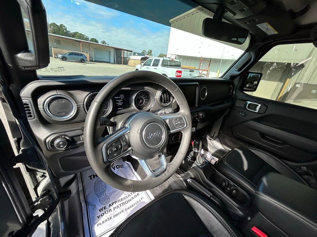 Used 2023 Jeep Gladiator Overland w/ Popular Equipment Package video 2