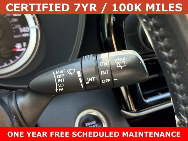 Used 2021 Toyota Highlander LE AWD/4WD image 25