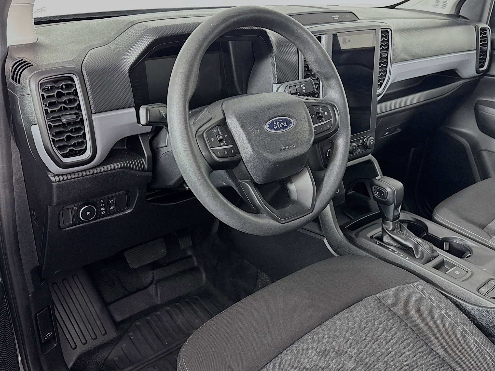 Used 2024 Ford Ranger XL w/ Trailer Tow Package image 9