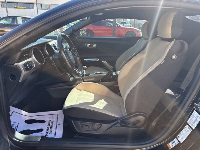 Used 2020 Ford Mustang GT image 15