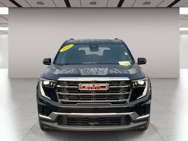 Used 2025 GMC Acadia Elevation image 9