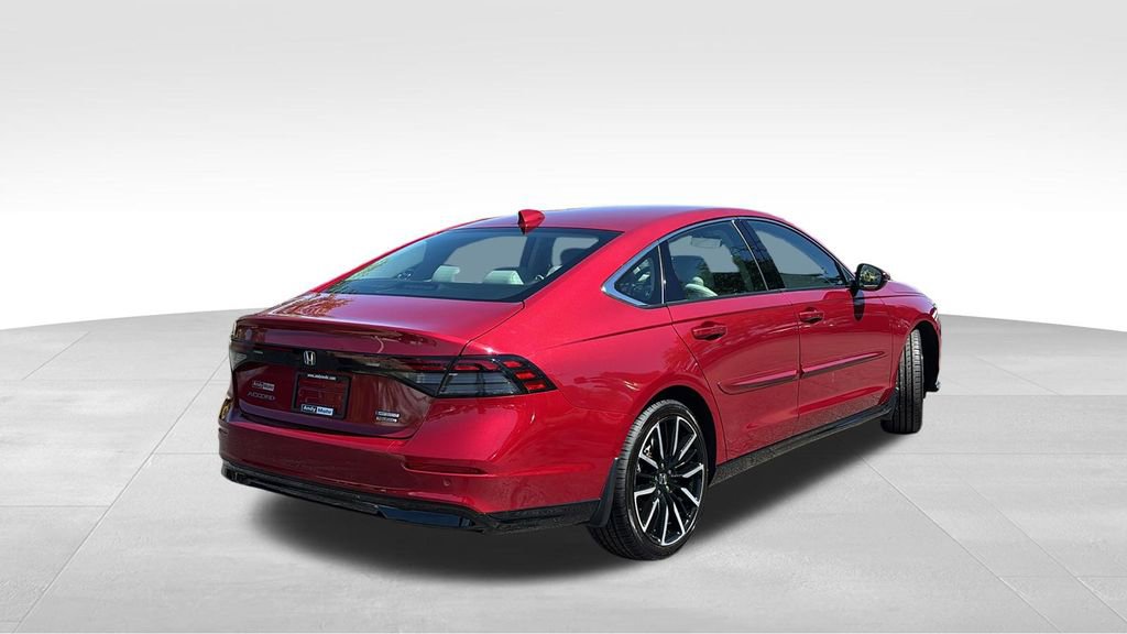 Used 2023 Honda Accord Touring image 7