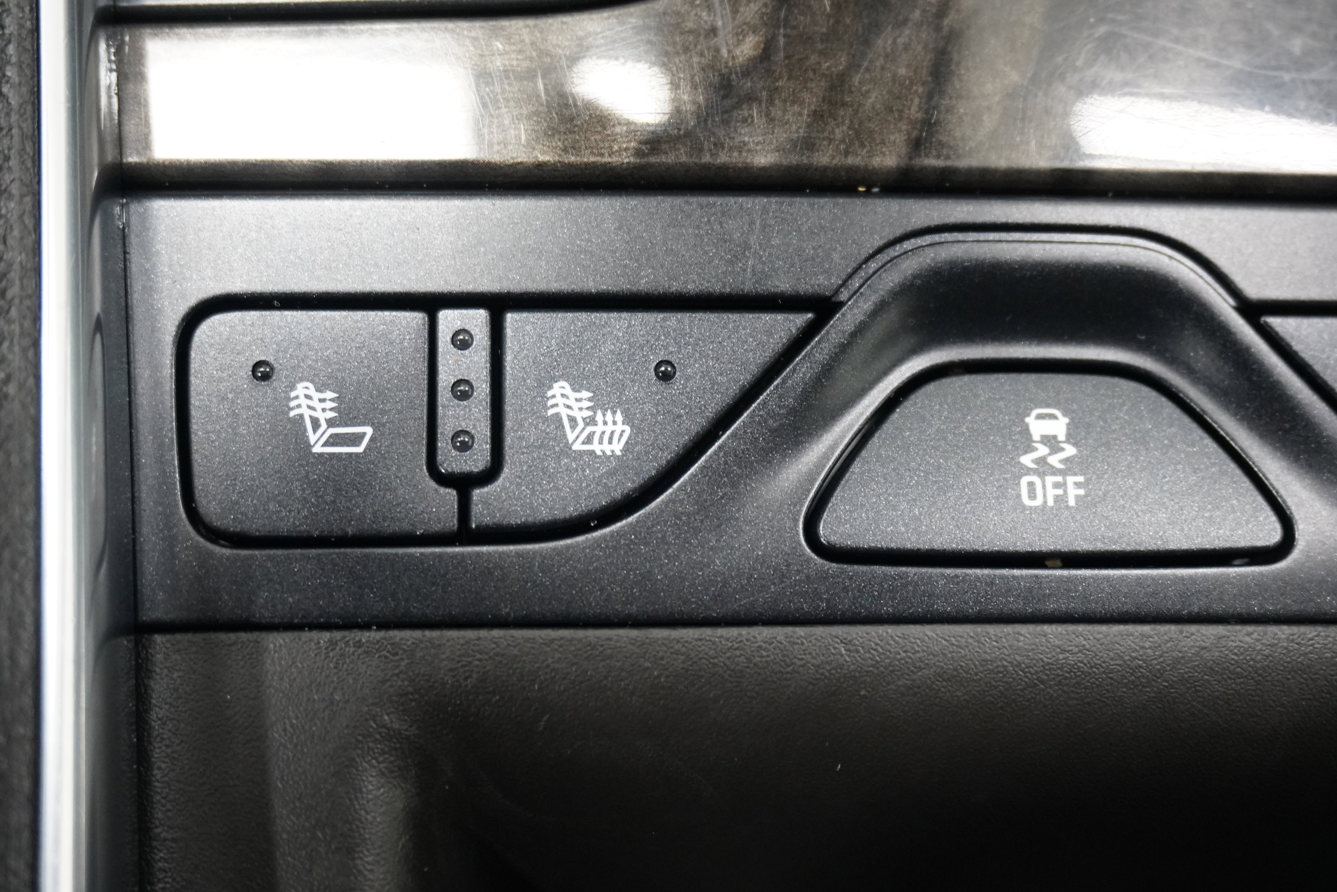 Used 2015 Chevrolet Impala LT image 21
