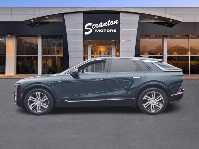 Used 2024 Cadillac Lyriq Tech w/ Driver Assist Package AWD/4WD image 2