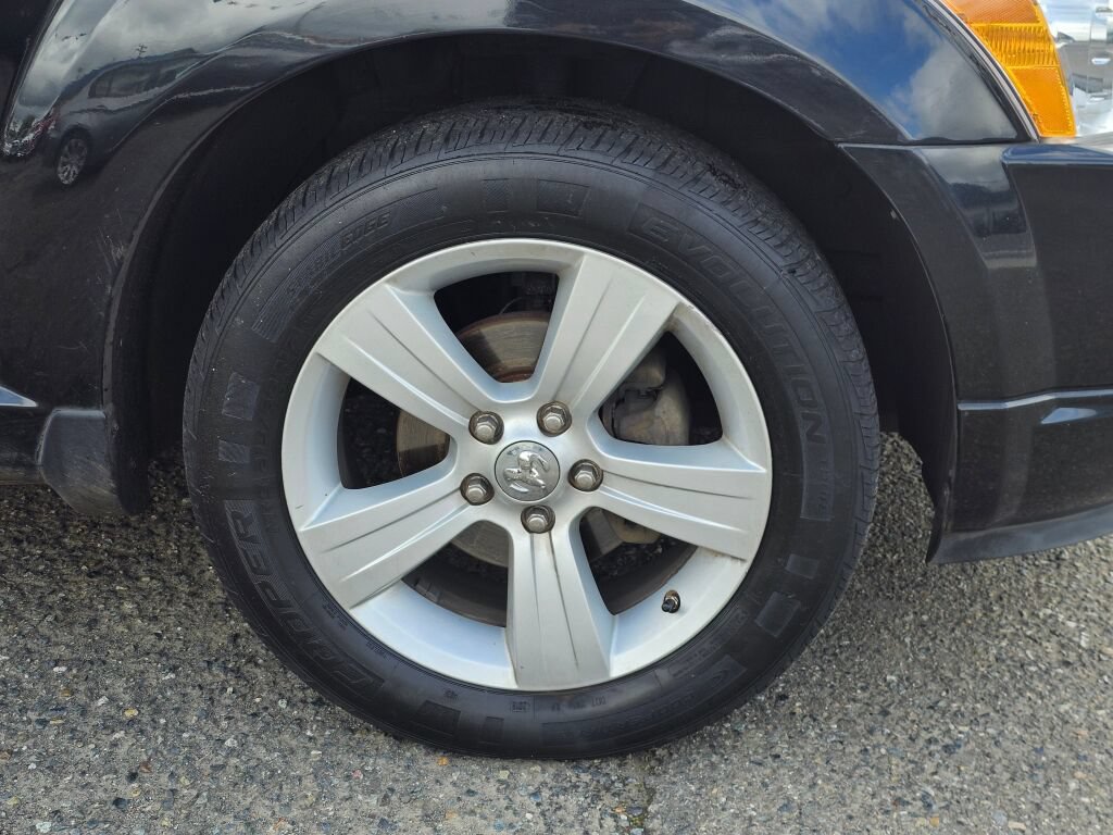 Used 2011 Dodge Caliber Mainstreet FWD image 9
