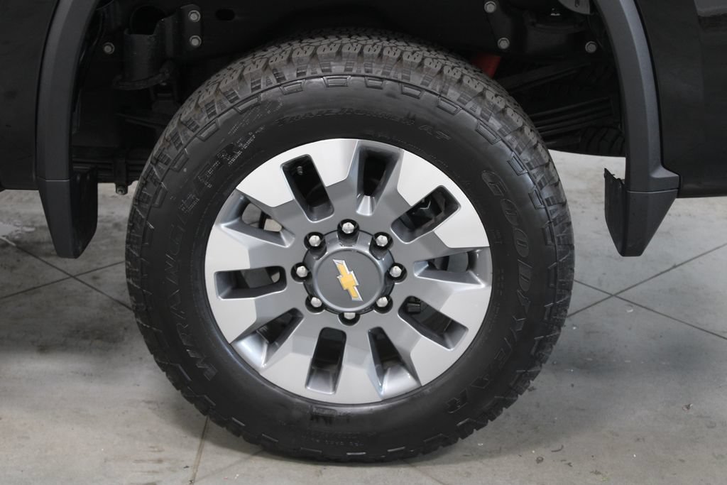Used 2026 Chevrolet Silverado 2500 Custom w/ Custom Value Package AWD/4WD image 22